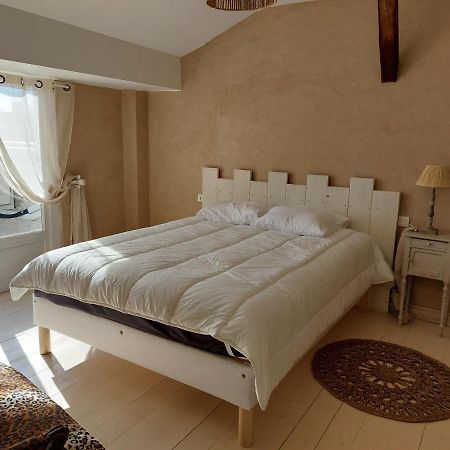 L'Appartement De La Maison Bleue Villereal Ngoại thất bức ảnh
