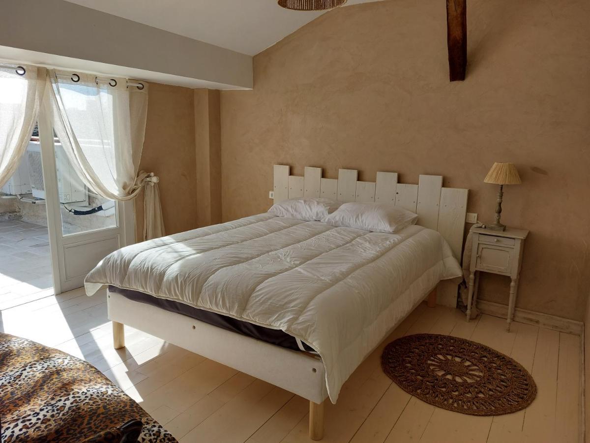 L'Appartement De La Maison Bleue Villereal Ngoại thất bức ảnh